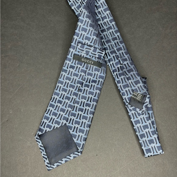 Nice tie ready to go! - Picture 2 of 2